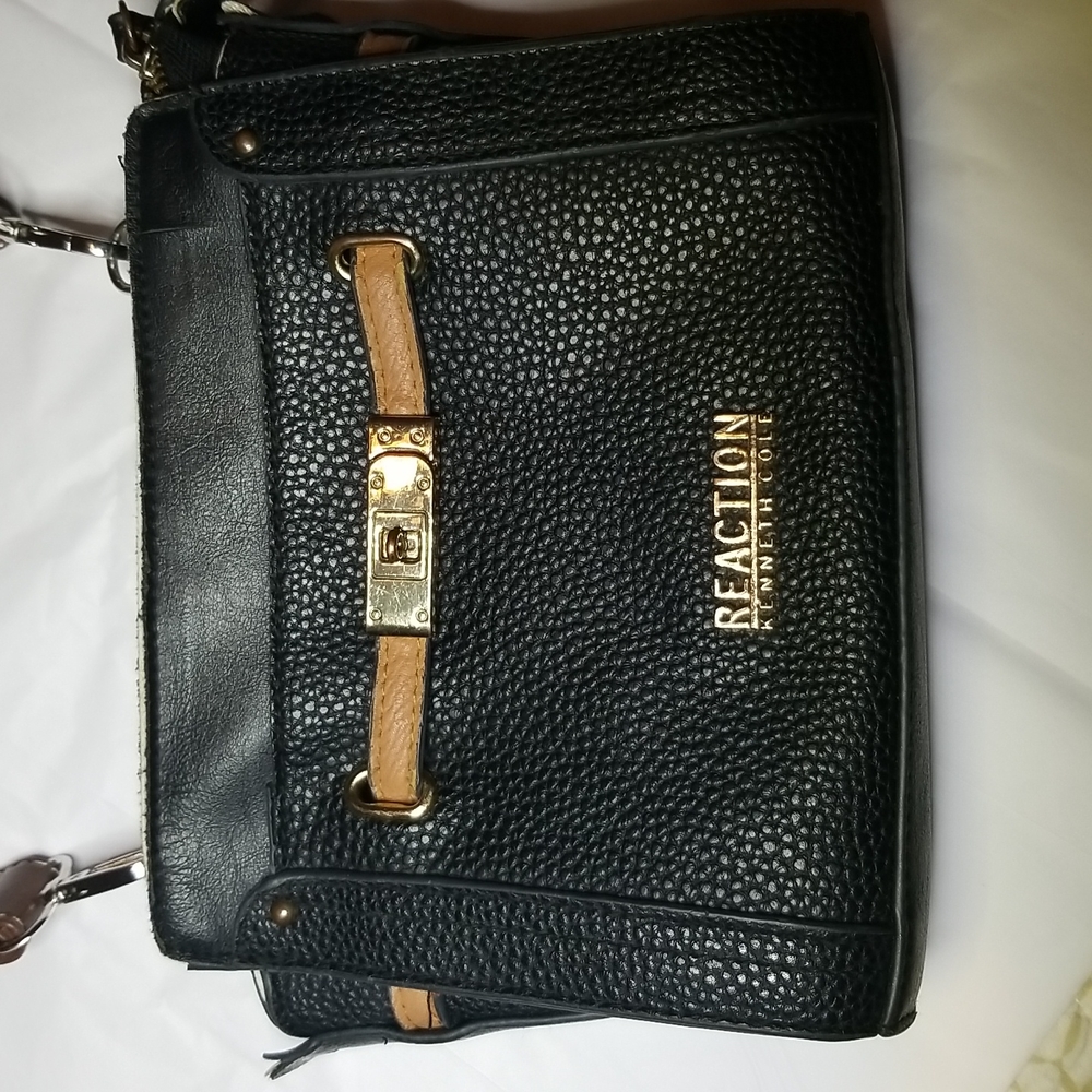 Kenneth Cole crossbody purse